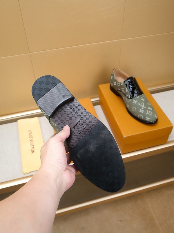 ルイヴィトン靴全体デザイン